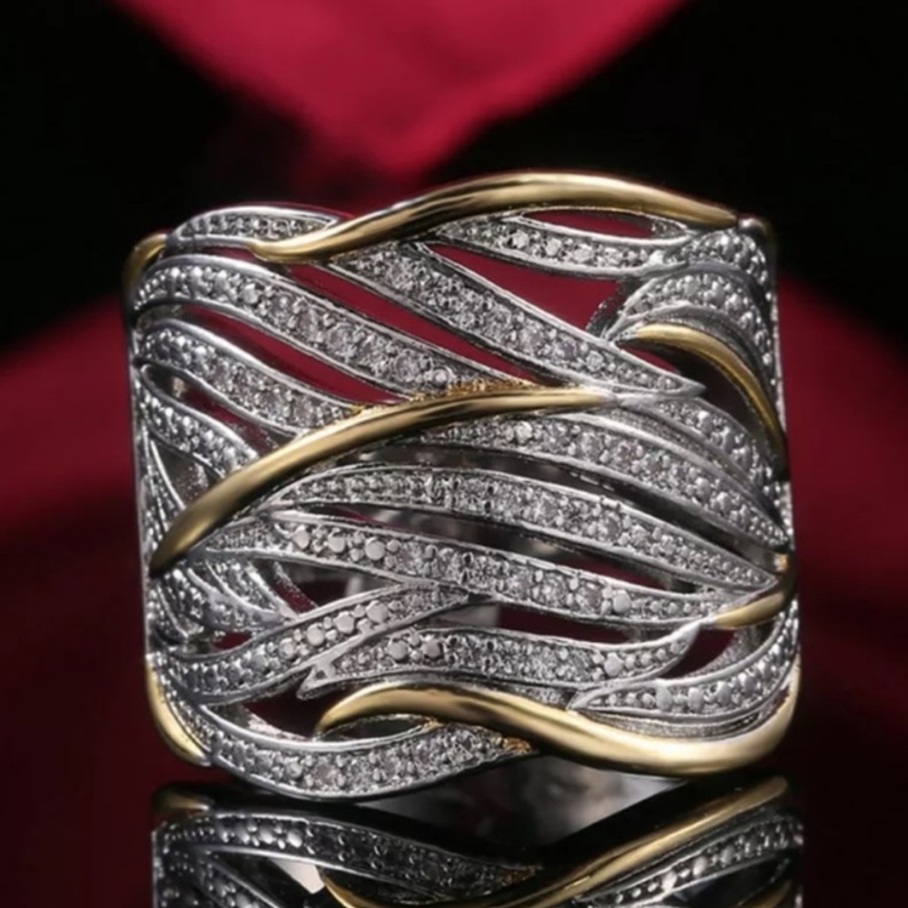 💍TWO TONE 925 STERLING SILVER DIAMOND HALO RING💍
